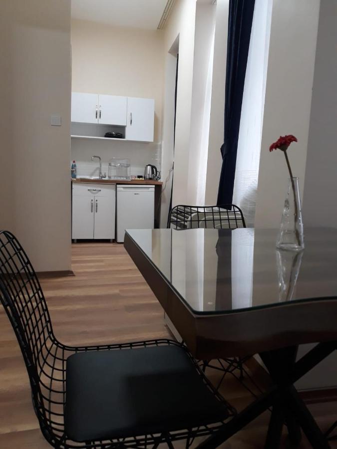Taksim Pera Aparts Aparthotel Estambul Exterior foto